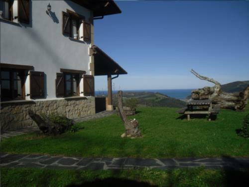 Landhaus Orortegi *